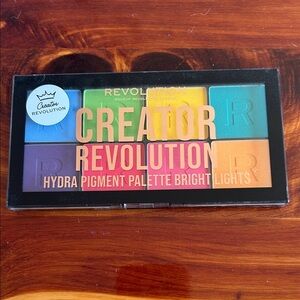 Revolution Hydra Bright Lights Palette